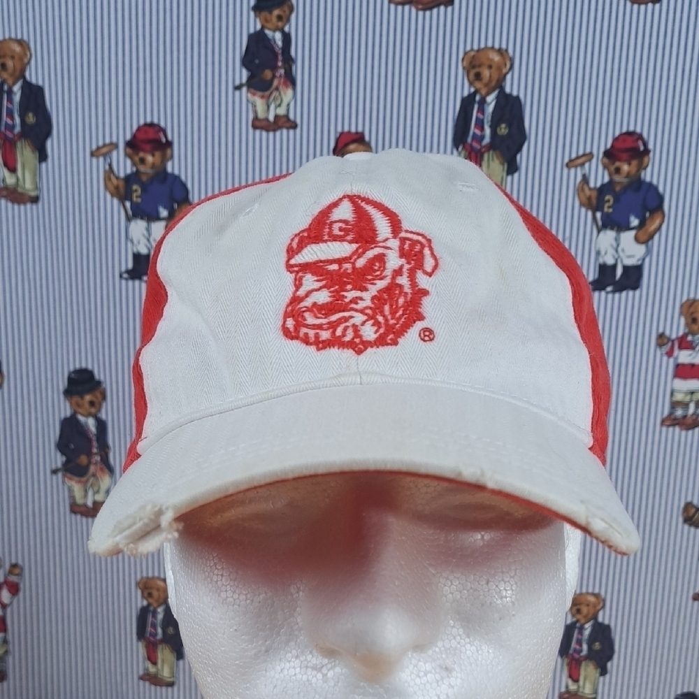 Georgia Bulldogs stitched logo corduroy red & white short brim velcro tab hat